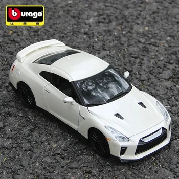 Bburago 1:24 2017 Nissan Ares GTR Модель спортивного автомобиля из сплава, изготовленная под давлением, Гоночная металлическая модель игрушечного автомобиля, коллекция подарков, игрушки